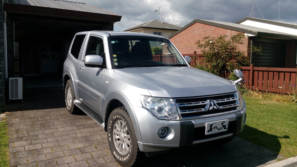 BlackVue DR750S-2CH Installed into 2010 Mitsubishi Pajero