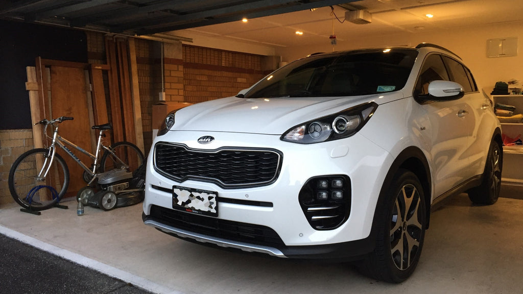 2017 Kia Sportage GT-Line Equipped with BlackVue DR750S-2CH + B-112 Battery Pack